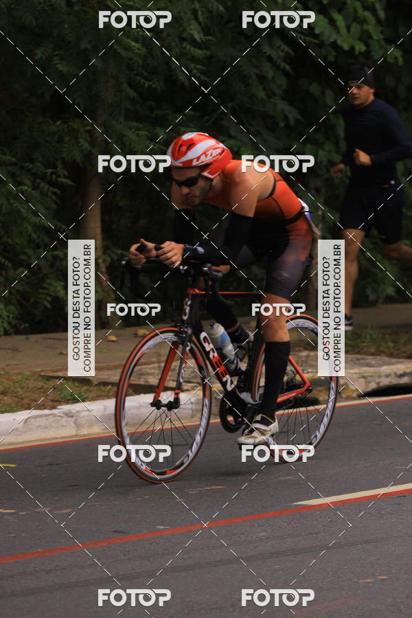 Buy your photos of the eventVSERIES Duathlon & Running on Fotop