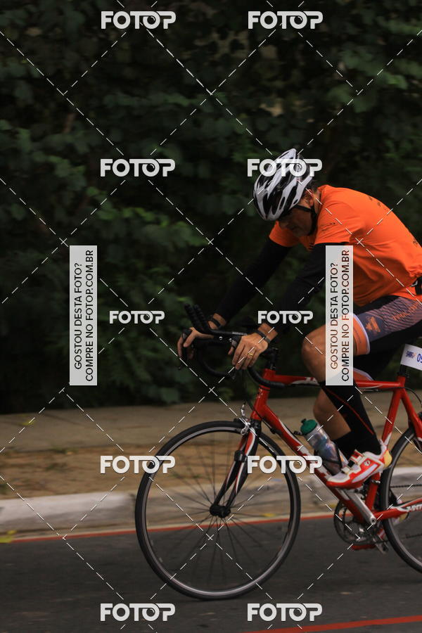 Buy your photos of the eventVSERIES Duathlon & Running on Fotop