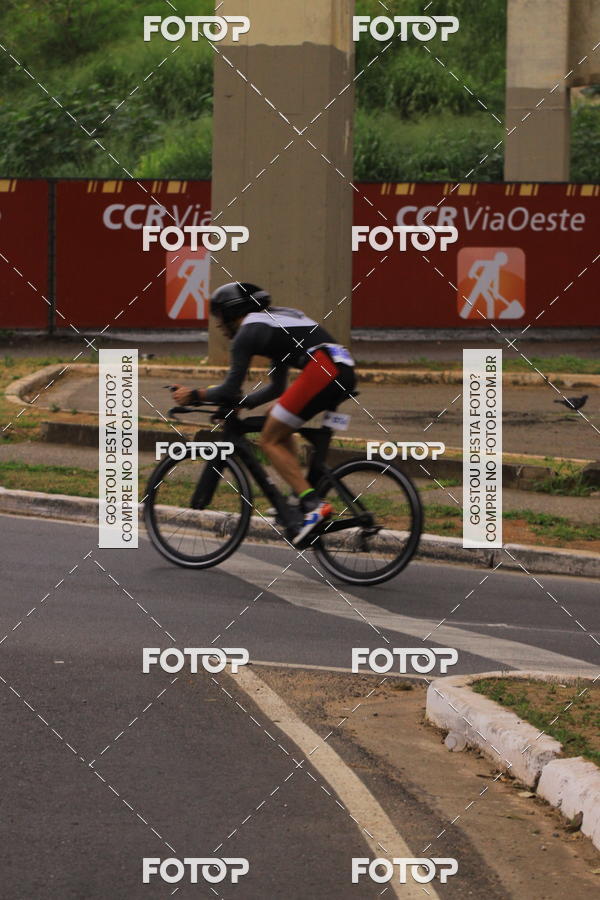Buy your photos of the eventVSERIES Duathlon & Running on Fotop