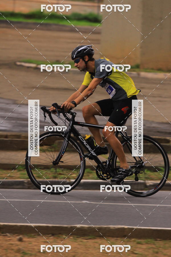 Buy your photos of the eventVSERIES Duathlon & Running on Fotop