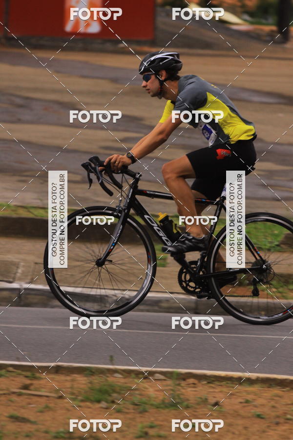 Buy your photos of the eventVSERIES Duathlon & Running on Fotop