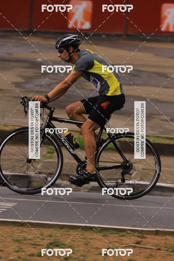 Buy your photos of the eventVSERIES Duathlon & Running on Fotop