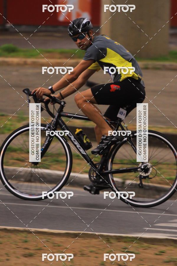 Buy your photos of the eventVSERIES Duathlon & Running on Fotop