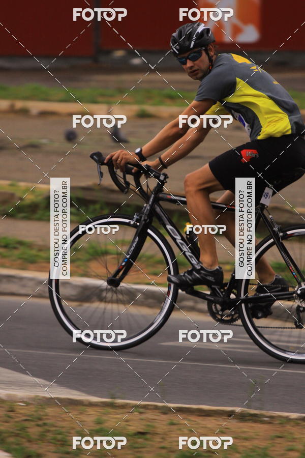 Buy your photos of the eventVSERIES Duathlon & Running on Fotop