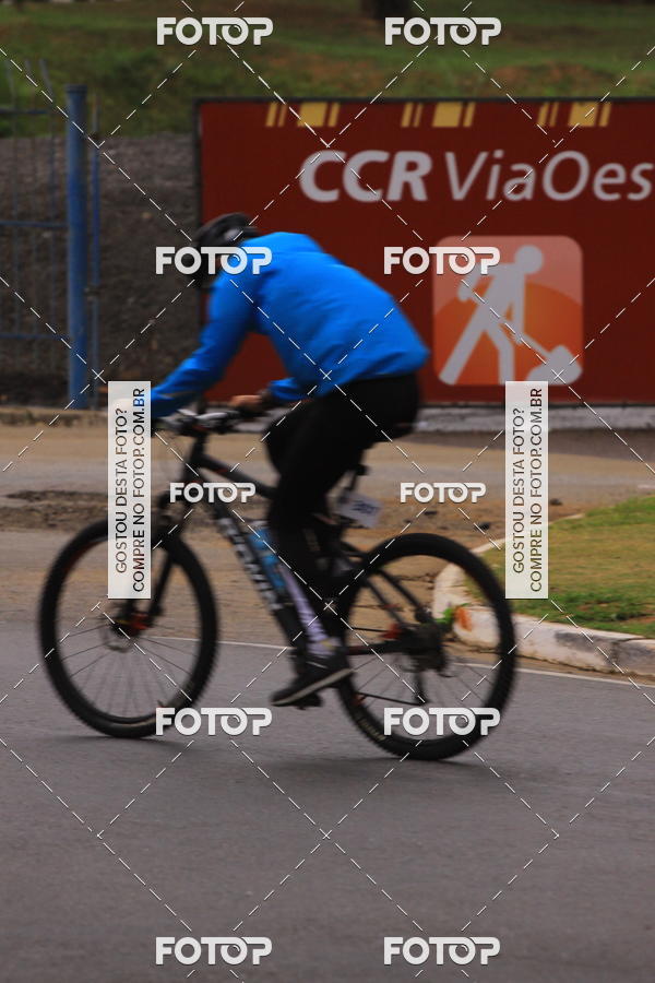 Buy your photos of the eventVSERIES Duathlon & Running on Fotop