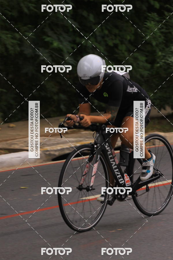 Buy your photos of the eventVSERIES Duathlon & Running on Fotop