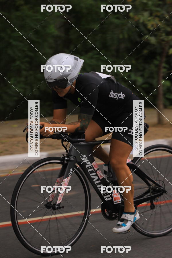 Buy your photos of the eventVSERIES Duathlon & Running on Fotop