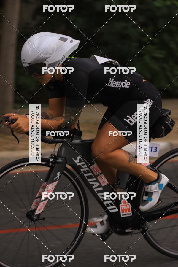 Buy your photos of the eventVSERIES Duathlon & Running on Fotop