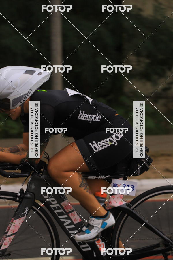 Buy your photos of the eventVSERIES Duathlon & Running on Fotop