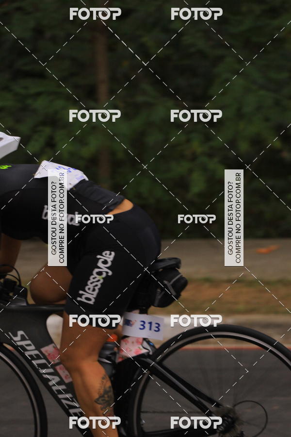 Buy your photos of the eventVSERIES Duathlon & Running on Fotop