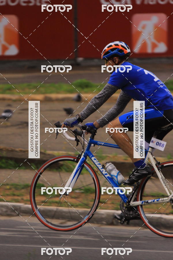 Buy your photos of the eventVSERIES Duathlon & Running on Fotop