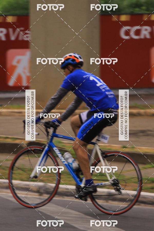 Buy your photos of the eventVSERIES Duathlon & Running on Fotop