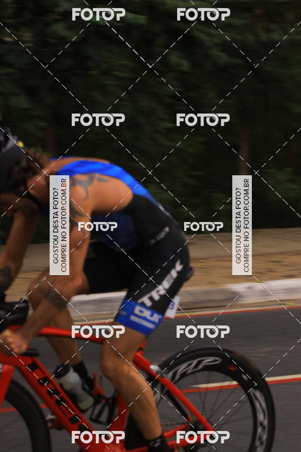 Buy your photos of the eventVSERIES Duathlon & Running on Fotop