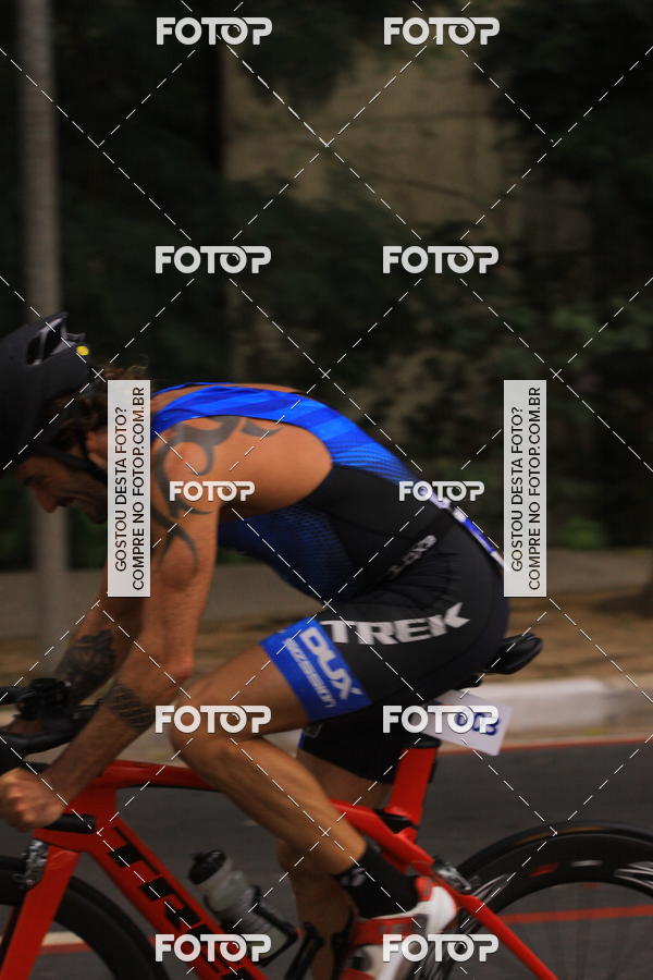 Buy your photos of the eventVSERIES Duathlon & Running on Fotop