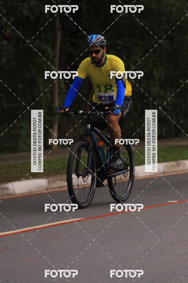 Buy your photos of the eventVSERIES Duathlon & Running on Fotop