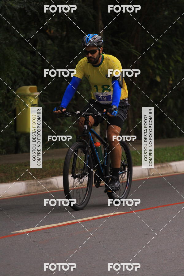 Buy your photos of the eventVSERIES Duathlon & Running on Fotop