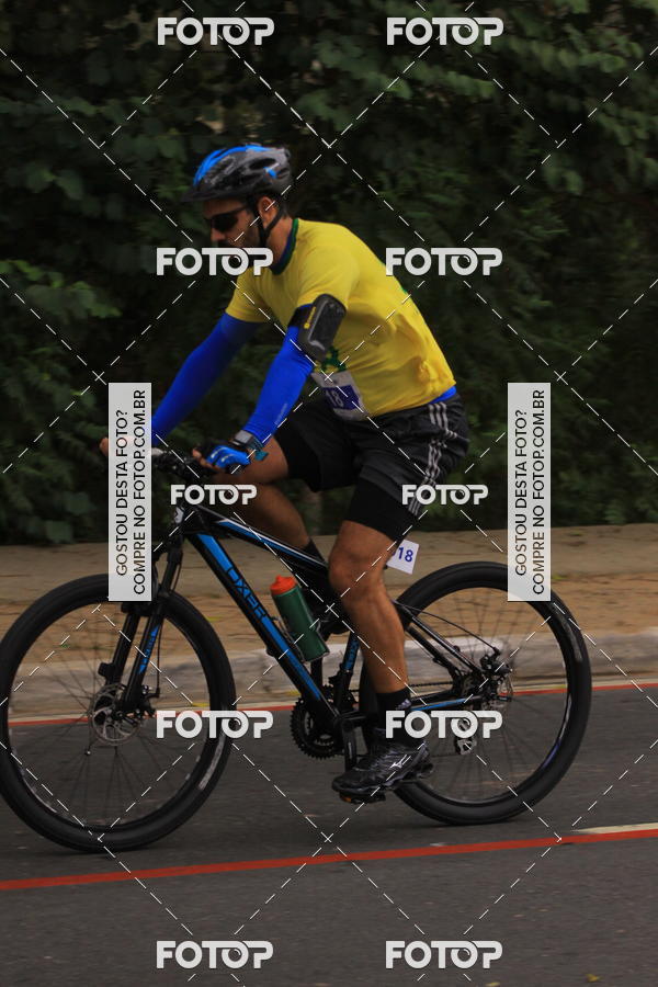 Buy your photos of the eventVSERIES Duathlon & Running on Fotop