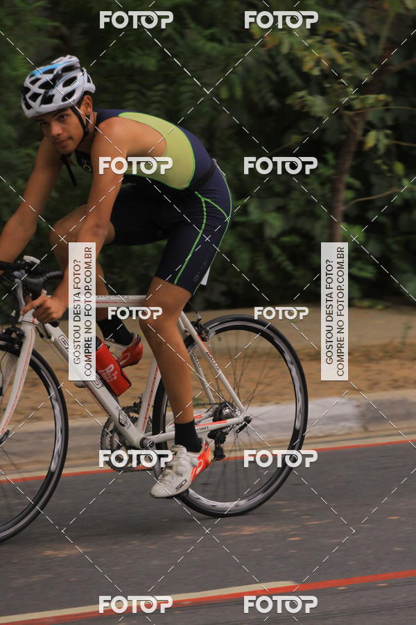 Buy your photos of the eventVSERIES Duathlon & Running on Fotop