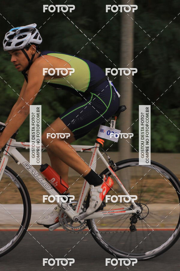 Buy your photos of the eventVSERIES Duathlon & Running on Fotop