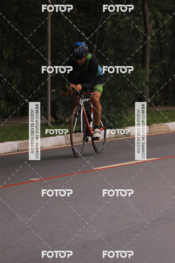 Buy your photos of the eventVSERIES Duathlon & Running on Fotop