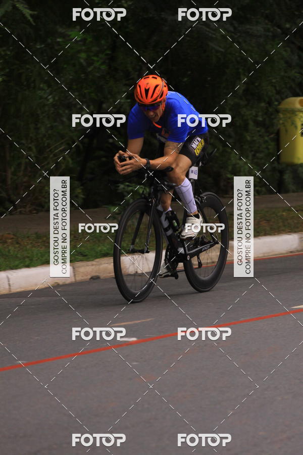 Buy your photos of the eventVSERIES Duathlon & Running on Fotop