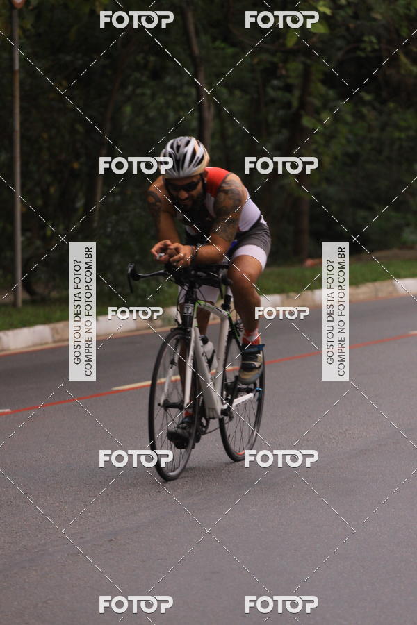 Buy your photos of the eventVSERIES Duathlon & Running on Fotop