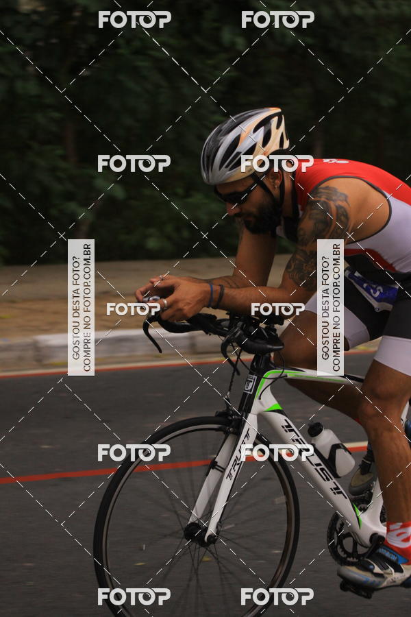 Buy your photos of the eventVSERIES Duathlon & Running on Fotop