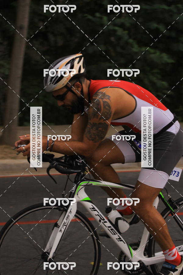 Buy your photos of the eventVSERIES Duathlon & Running on Fotop