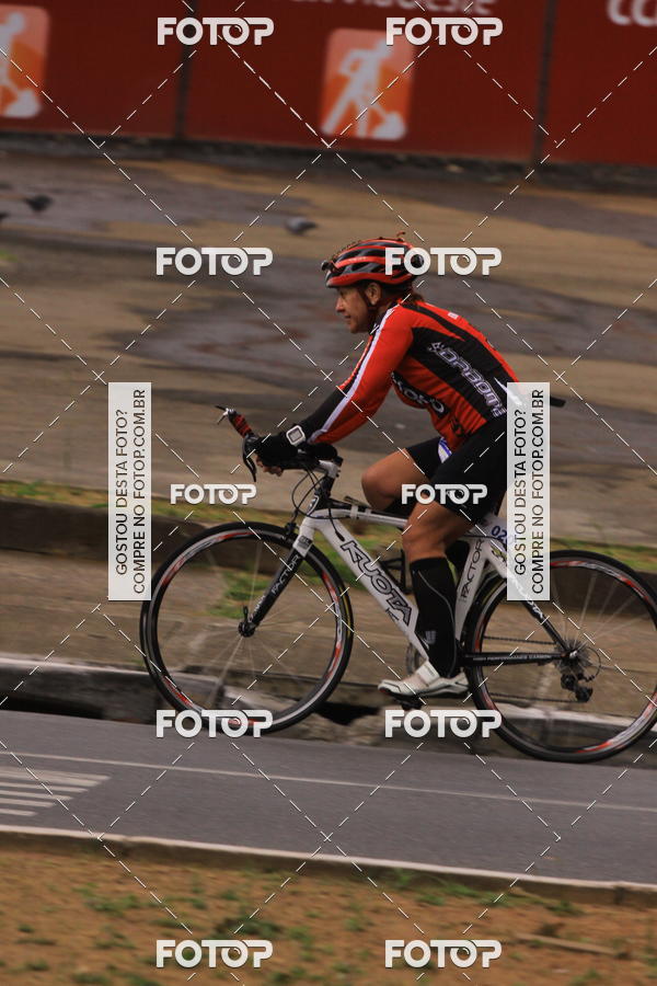 Buy your photos of the eventVSERIES Duathlon & Running on Fotop