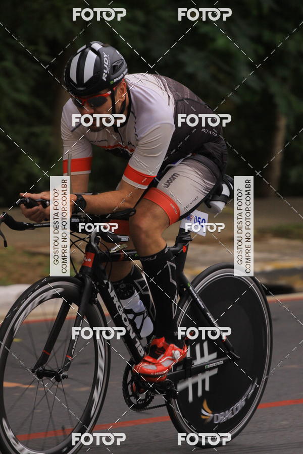 Buy your photos of the eventVSERIES Duathlon & Running on Fotop