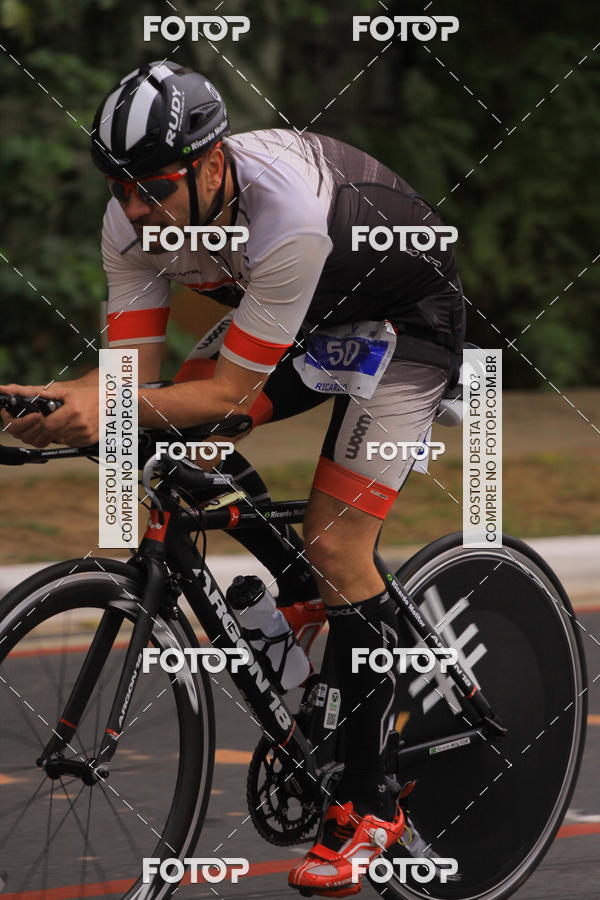 Buy your photos of the eventVSERIES Duathlon & Running on Fotop