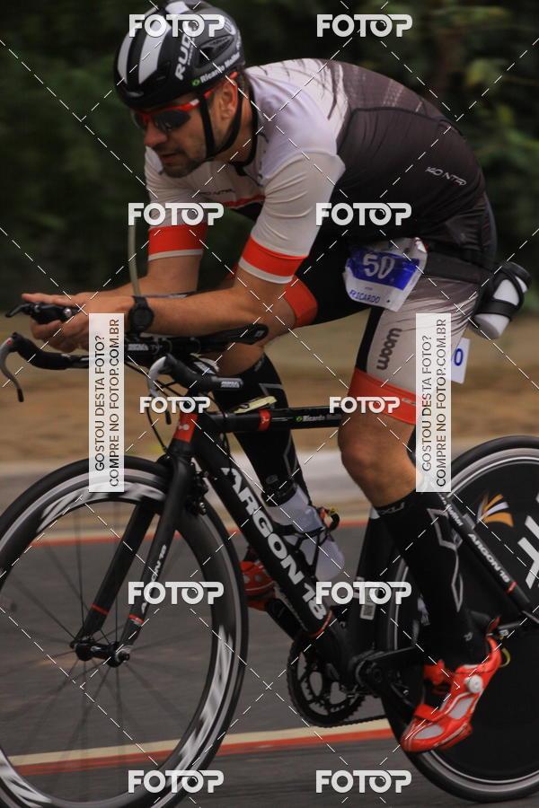 Buy your photos of the eventVSERIES Duathlon & Running on Fotop