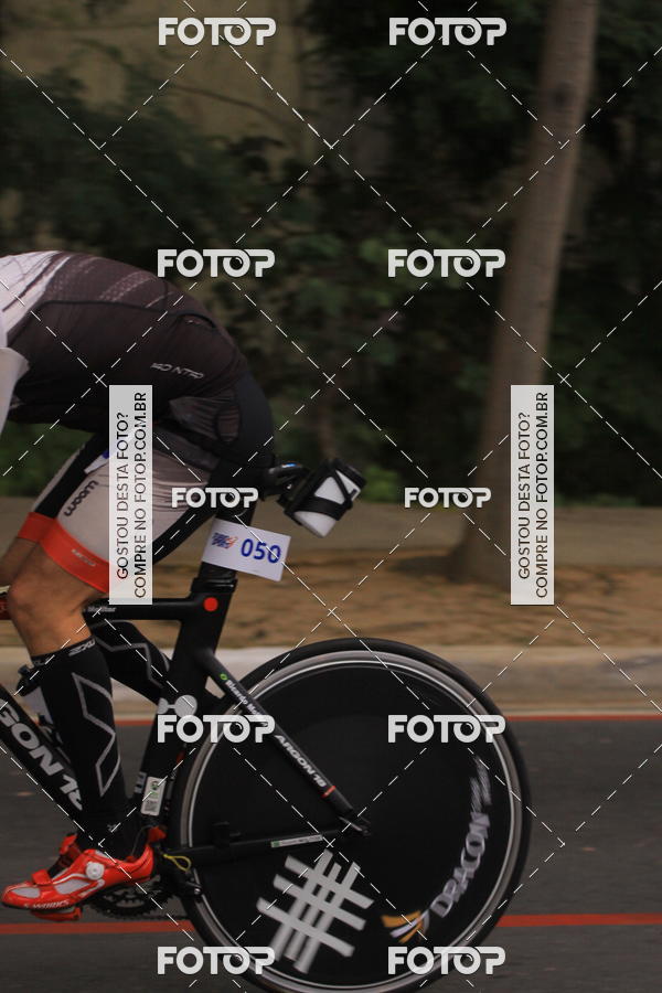 Buy your photos of the eventVSERIES Duathlon & Running on Fotop