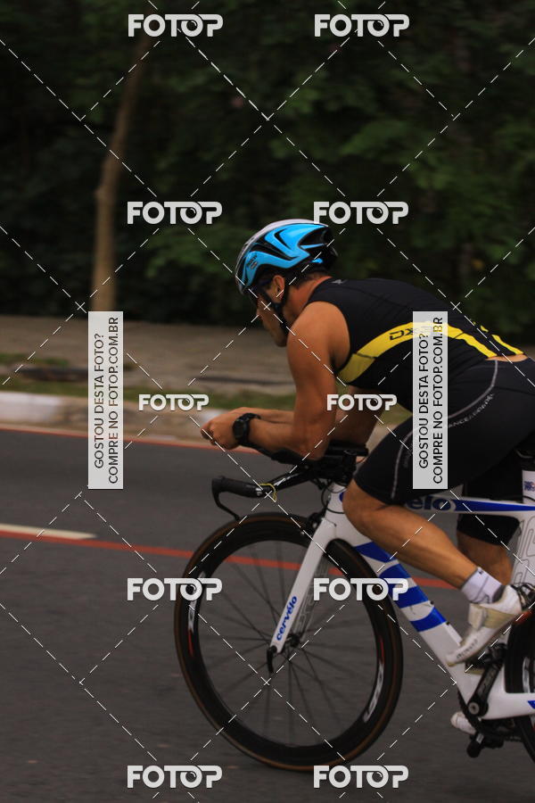 Buy your photos of the eventVSERIES Duathlon & Running on Fotop