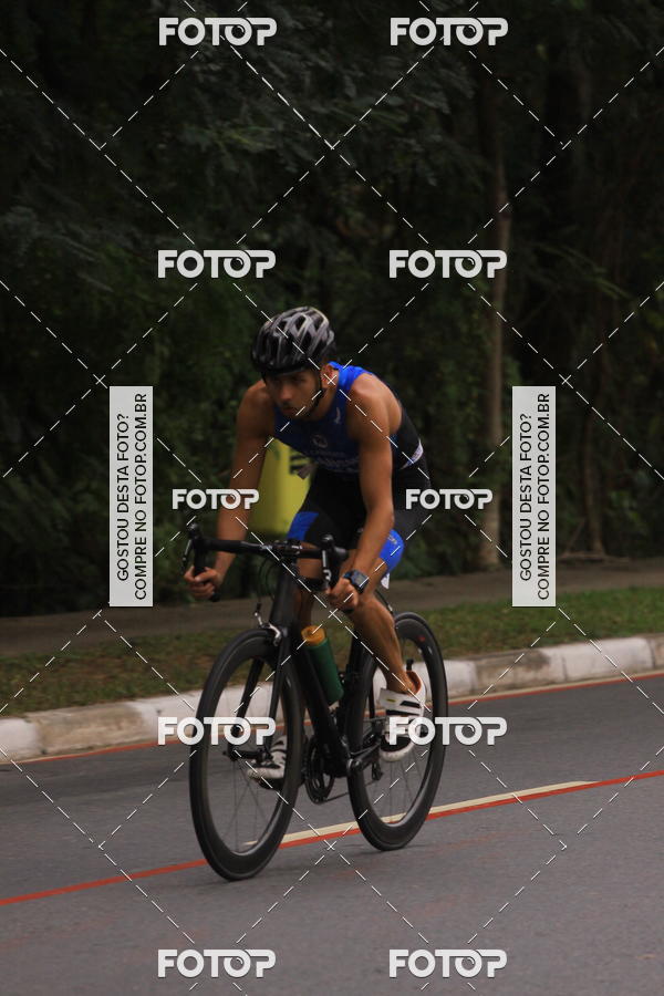 Buy your photos of the eventVSERIES Duathlon & Running on Fotop