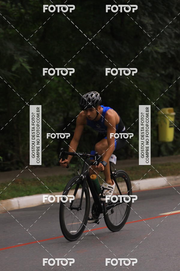 Buy your photos of the eventVSERIES Duathlon & Running on Fotop