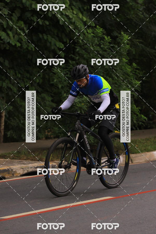 Buy your photos of the eventVSERIES Duathlon & Running on Fotop