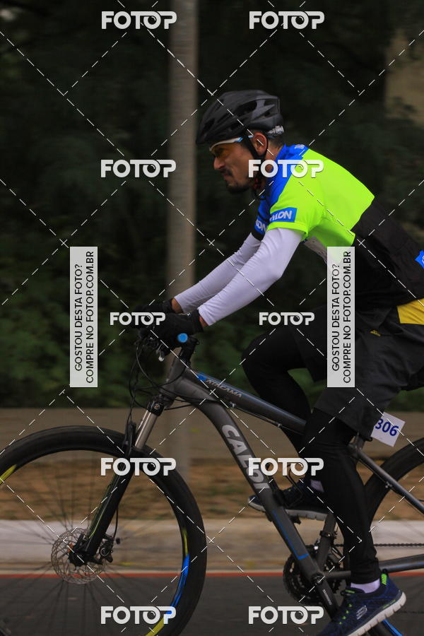 Buy your photos of the eventVSERIES Duathlon & Running on Fotop