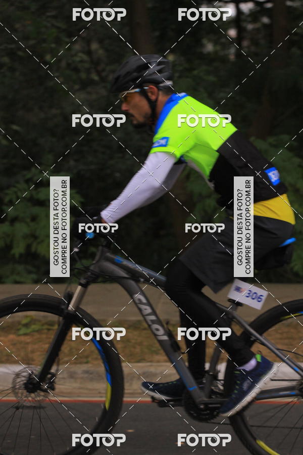 Buy your photos of the eventVSERIES Duathlon & Running on Fotop