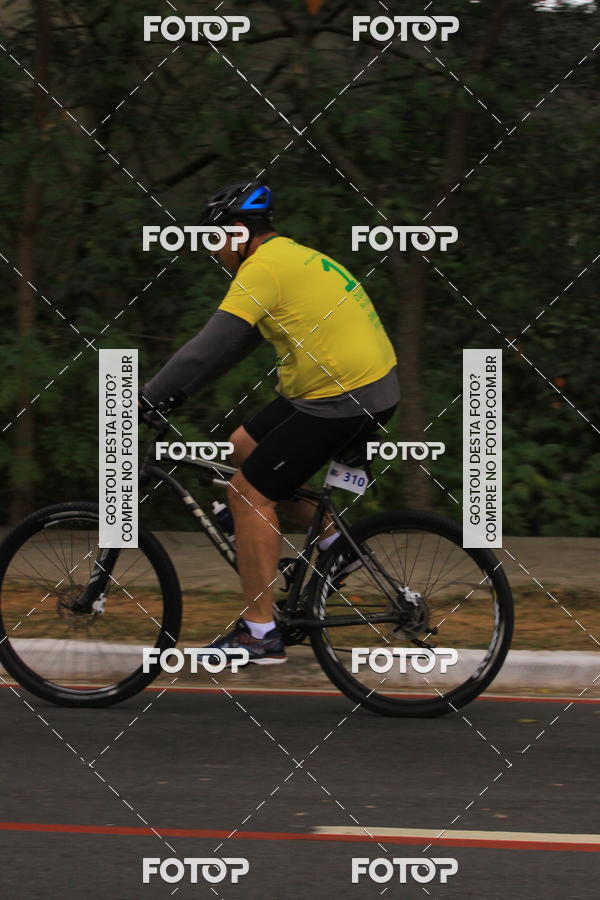 Buy your photos of the eventVSERIES Duathlon & Running on Fotop