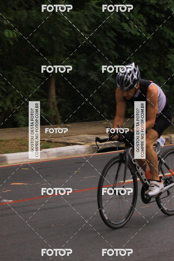 Buy your photos of the eventVSERIES Duathlon & Running on Fotop