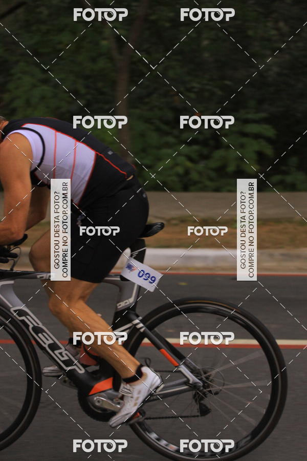 Buy your photos of the eventVSERIES Duathlon & Running on Fotop