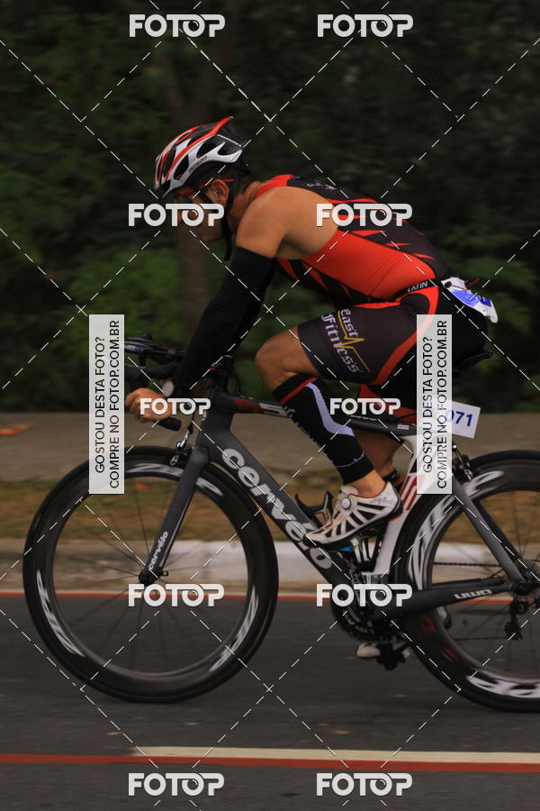 Buy your photos of the eventVSERIES Duathlon & Running on Fotop