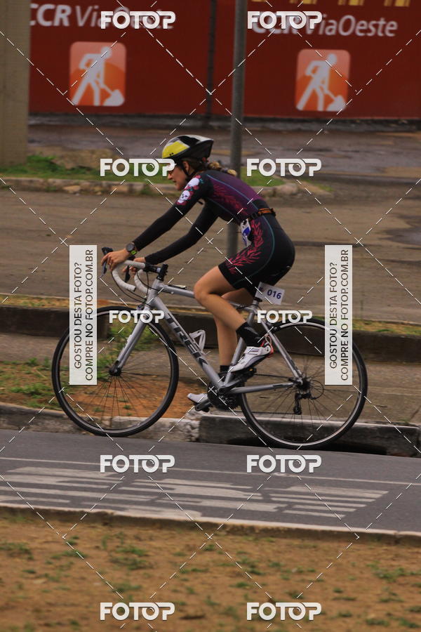 Buy your photos of the eventVSERIES Duathlon & Running on Fotop