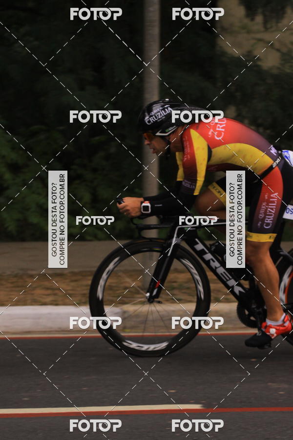 Buy your photos of the eventVSERIES Duathlon & Running on Fotop