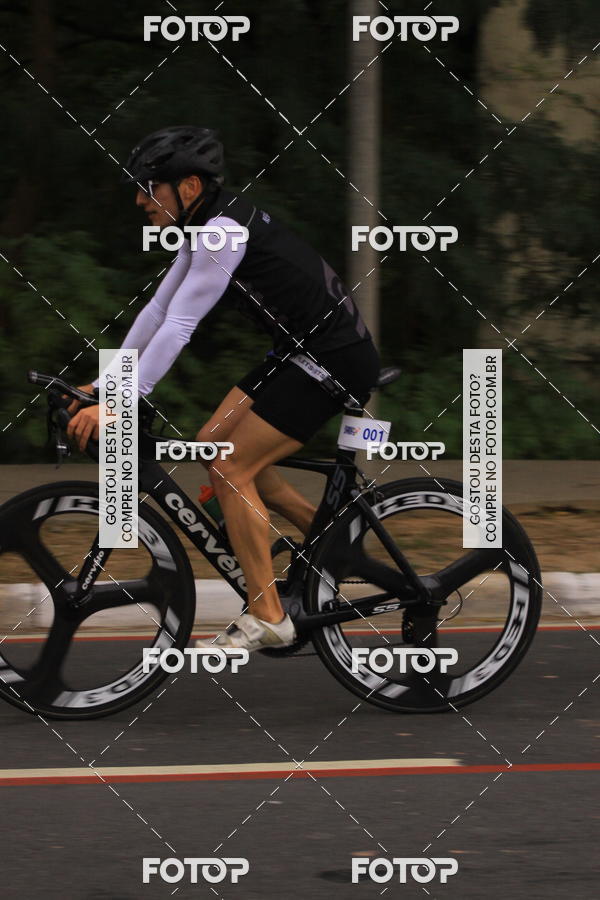 Buy your photos of the eventVSERIES Duathlon & Running on Fotop