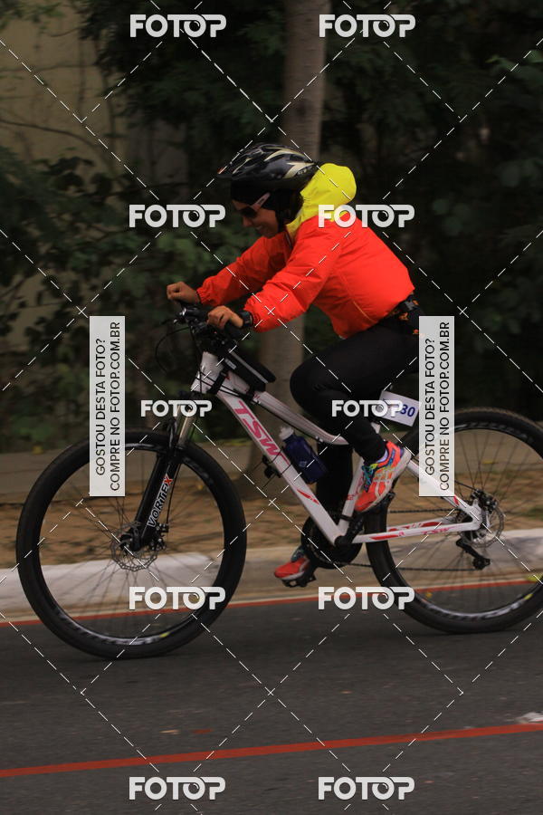 Buy your photos of the eventVSERIES Duathlon & Running on Fotop