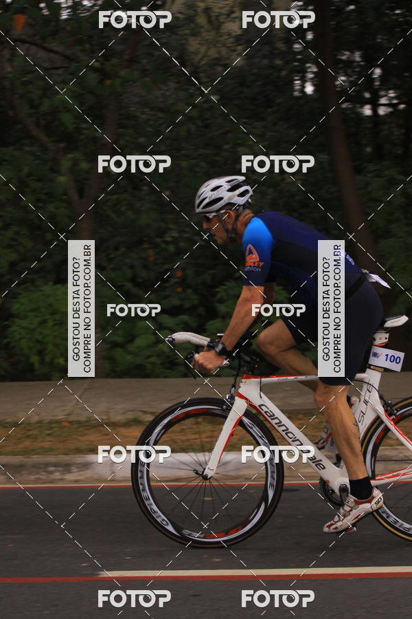 Buy your photos of the eventVSERIES Duathlon & Running on Fotop