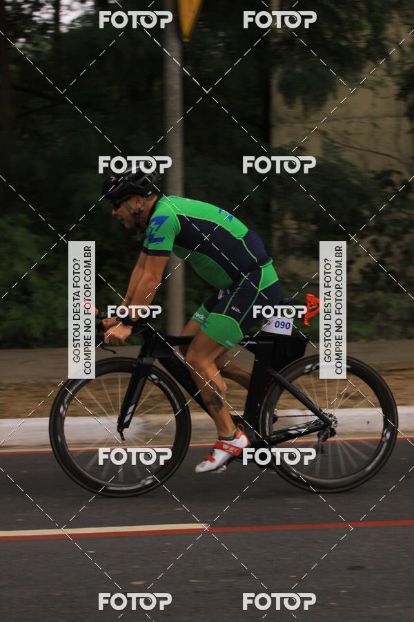 Buy your photos of the eventVSERIES Duathlon & Running on Fotop