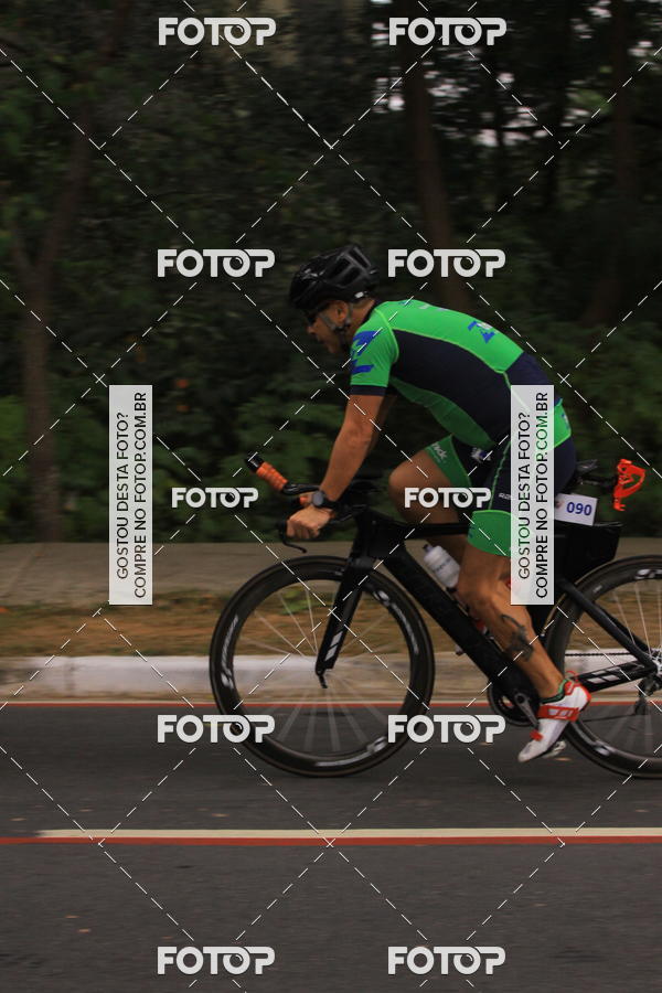 Buy your photos of the eventVSERIES Duathlon & Running on Fotop